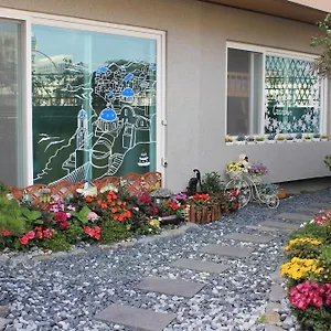 Happy Garden Casa de hóspedes